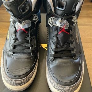 Jordan SPIZIKE lightly used size 12